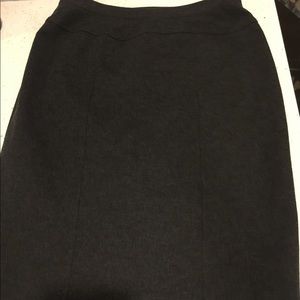 Ellen Tracy Stretch material skirt